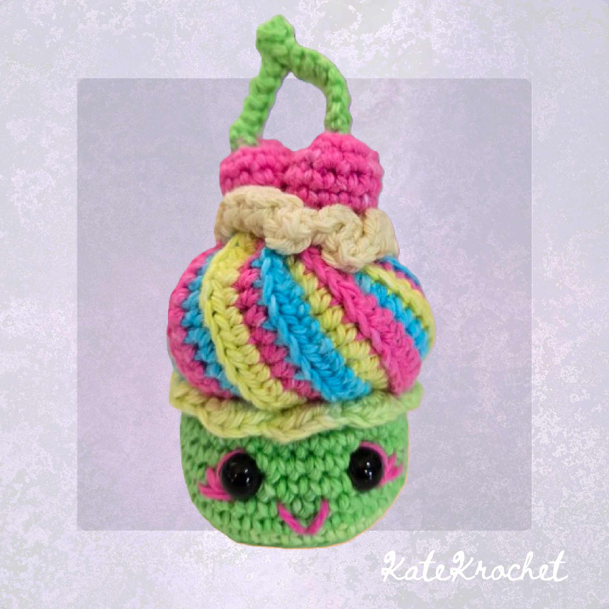 Mini Crochet Cupcakes